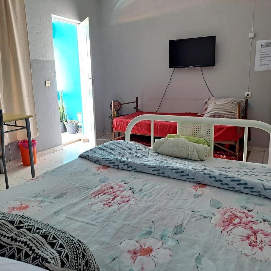 In The Heart Of Praia - Family B&B Buitenkant foto