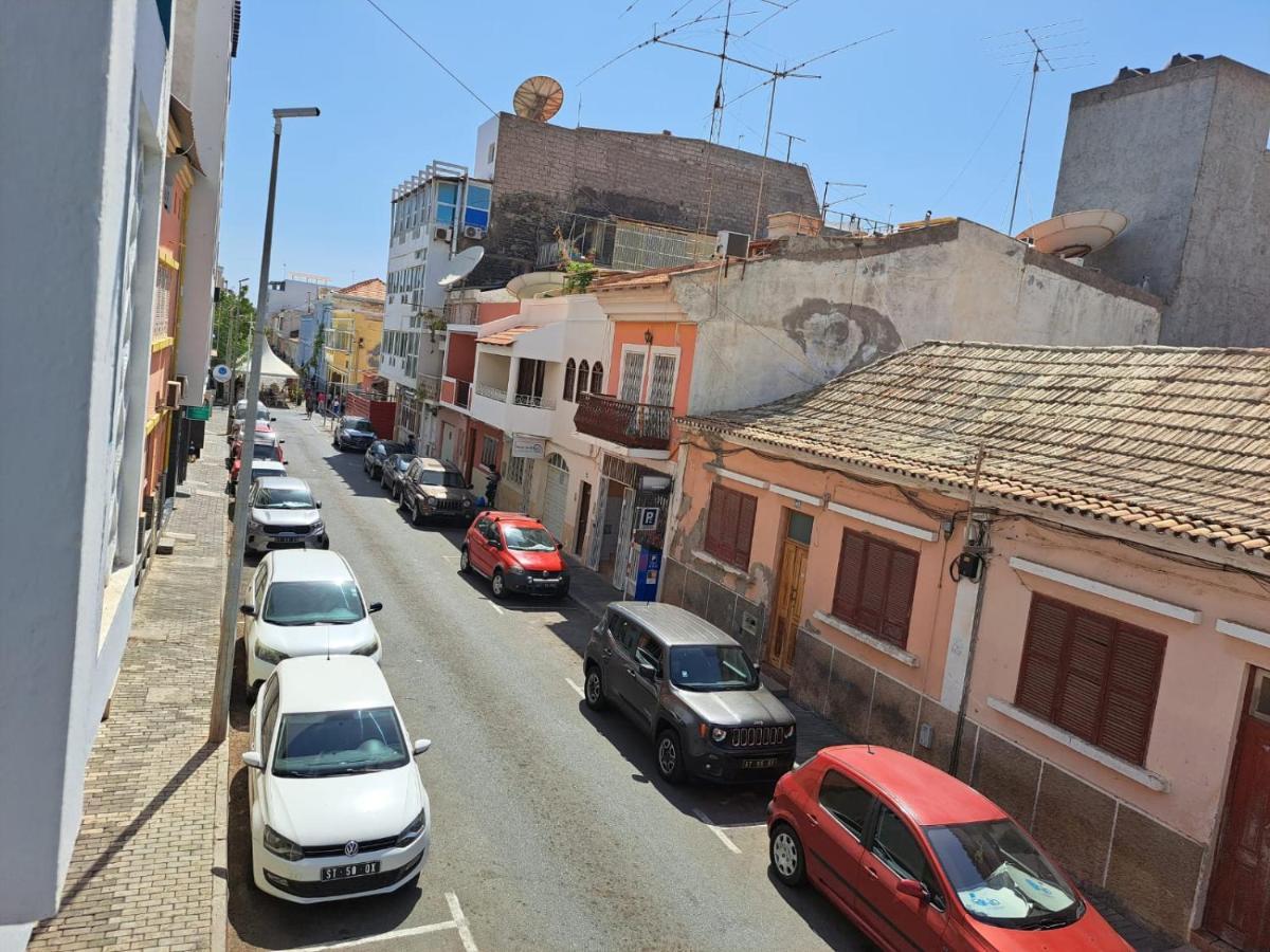 In The Heart Of Praia - Family B&B Buitenkant foto