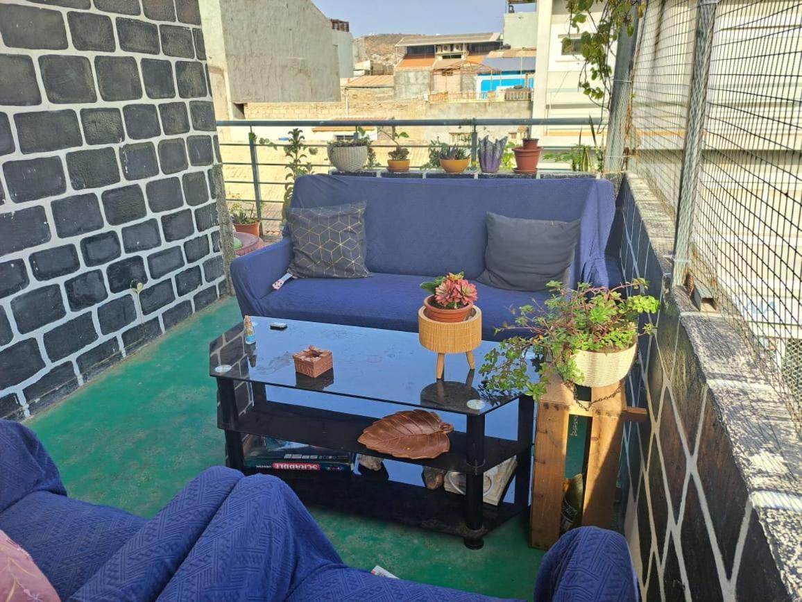In The Heart Of Praia - Family B&B Buitenkant foto